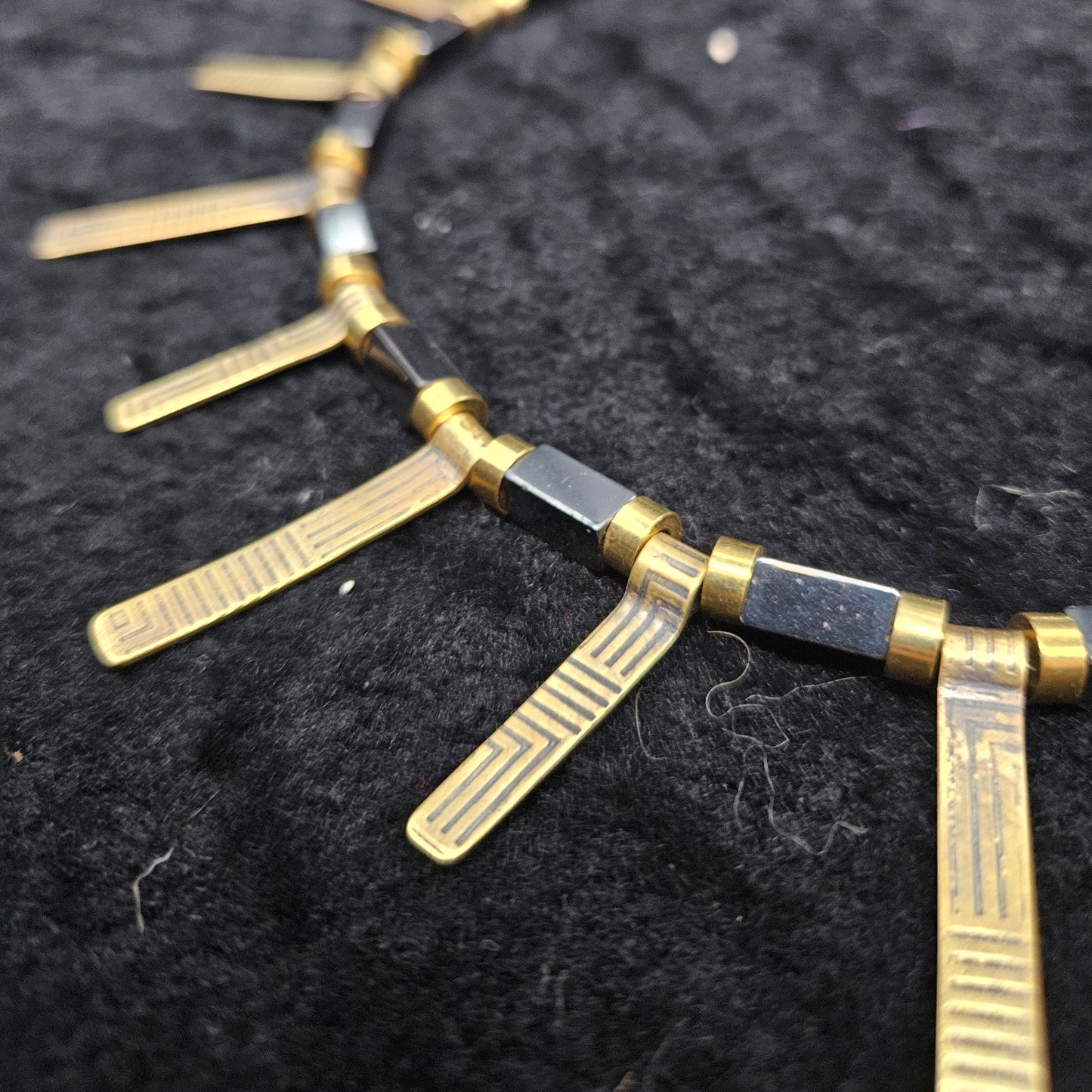 RANI Tab Necklace / Hematite