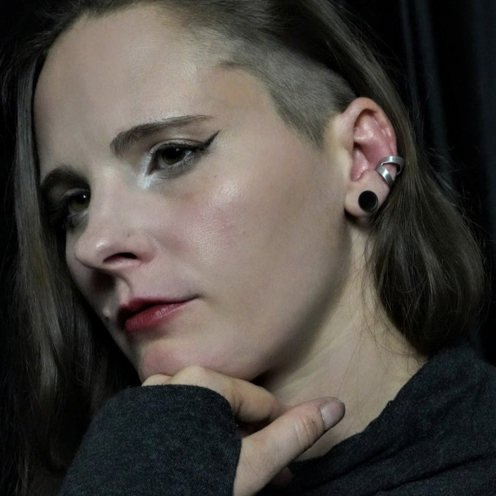 DIAMOND Earcuff / Aluminum