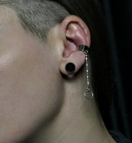 Circle Dangle Earcuff / Silver