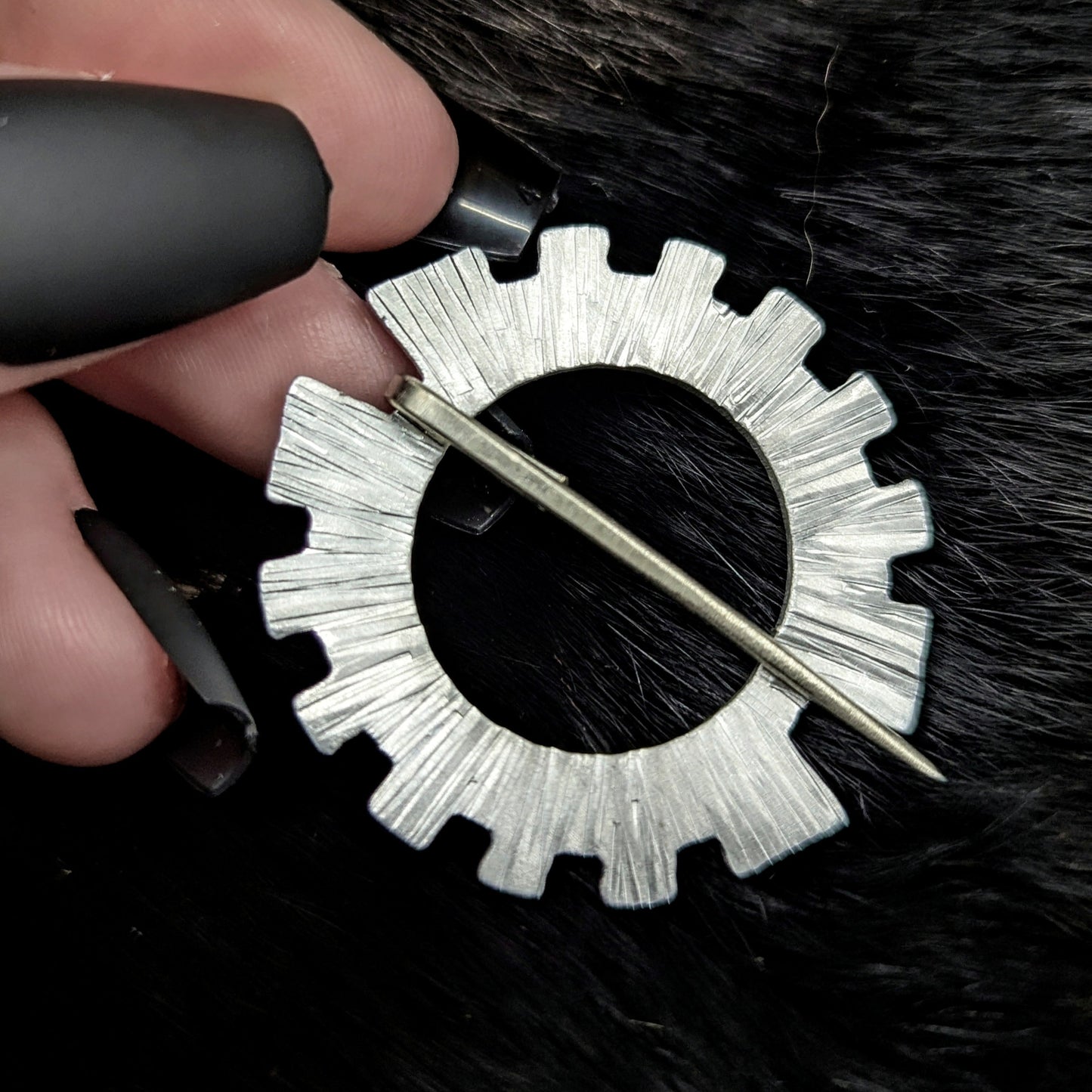GEAR Mini Cloak Pin / Aluminum