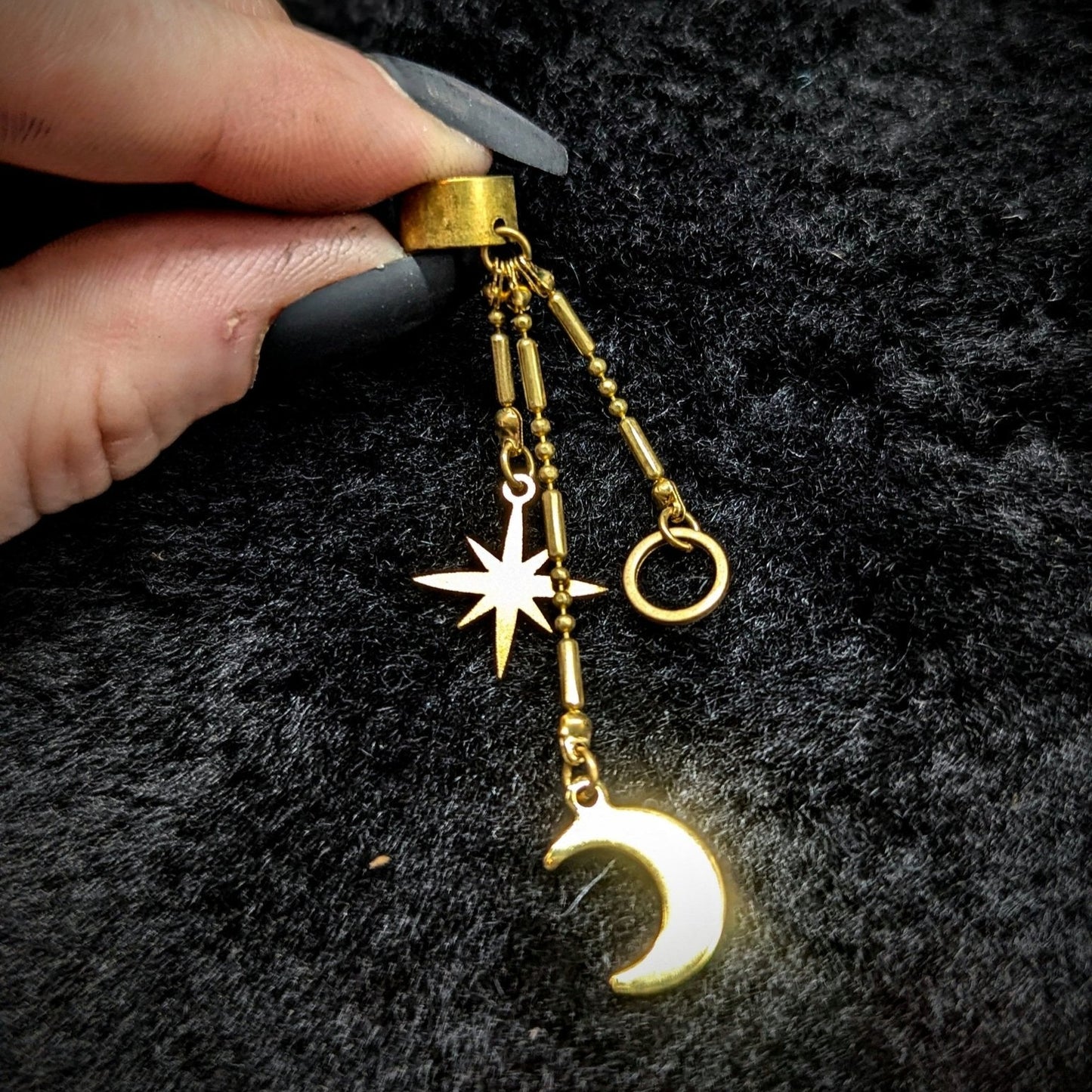 DARKSTAR MACHINATIONS - NYX Dangle Earcuff / Brass - earcuff