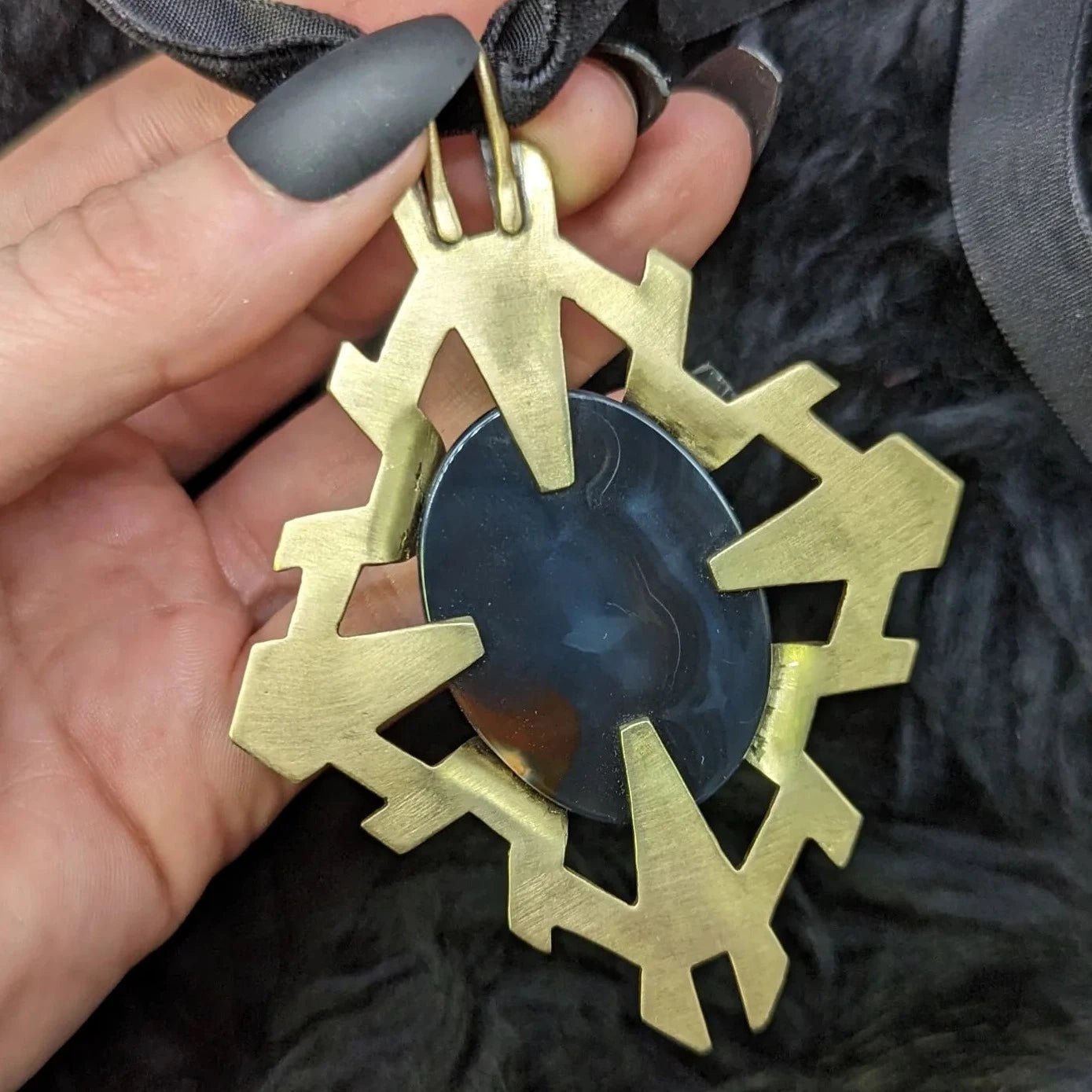 DARKSTAR MACHINATIONS - REGENCY Pendant/ Black Agate/ Brass - pendant