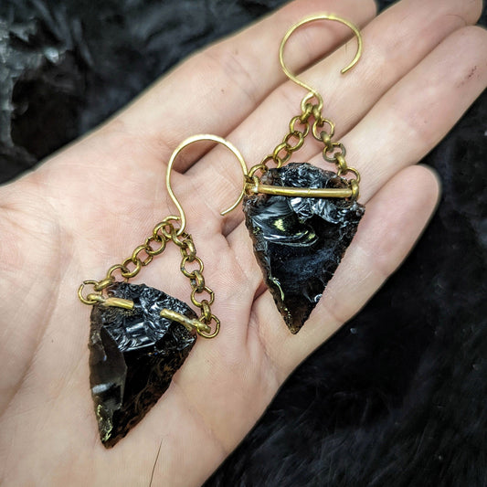 OBSIDIAN SM Arrowhead Earrings / Brass