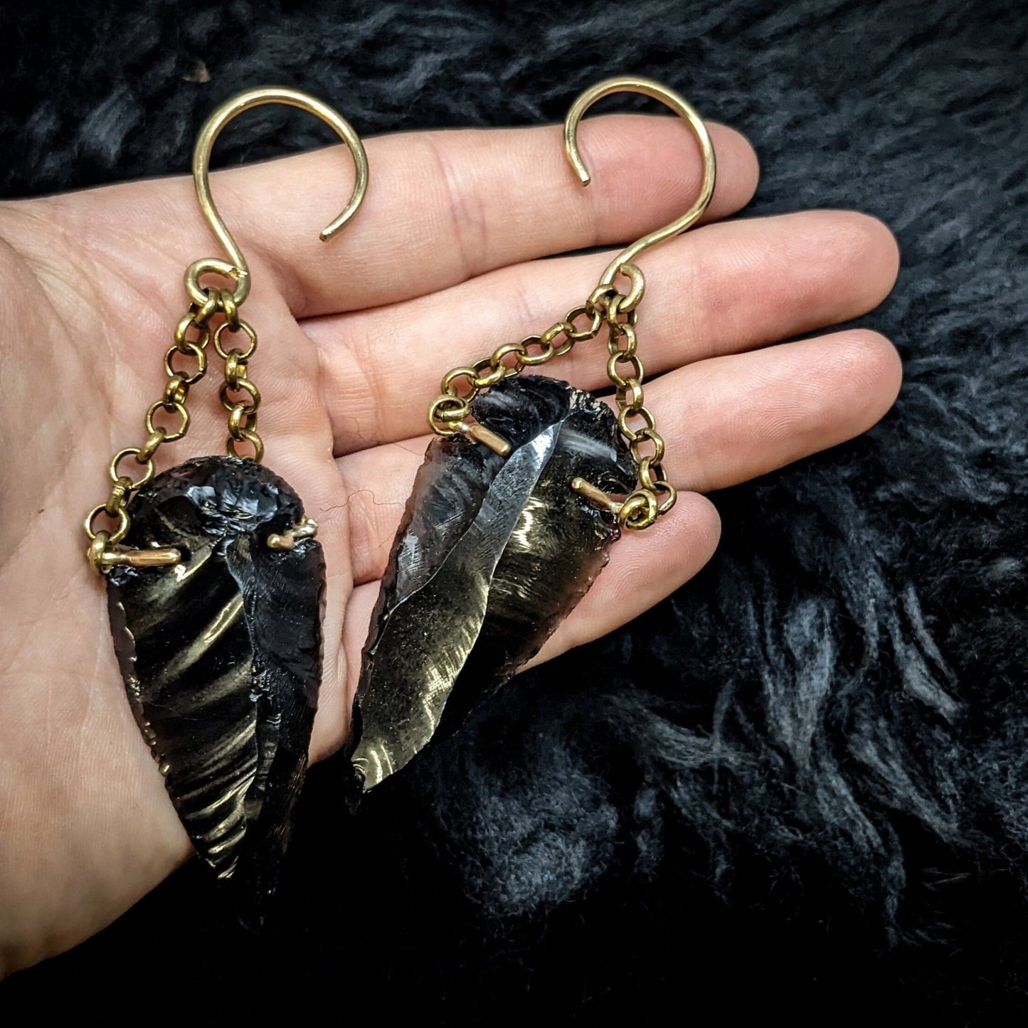 DARKSTAR MACHINATIONS - OBSIDIAN Arrowhead Earrings / Brass - earrings