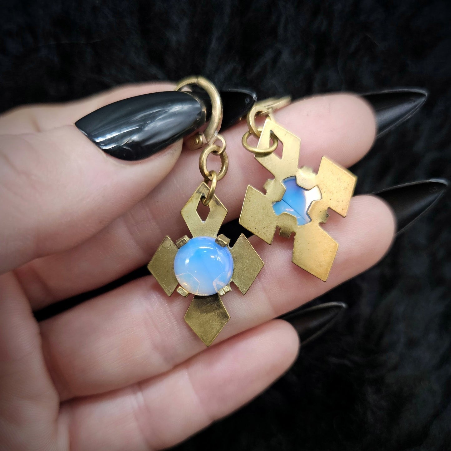 NOVA Earrings / Brass