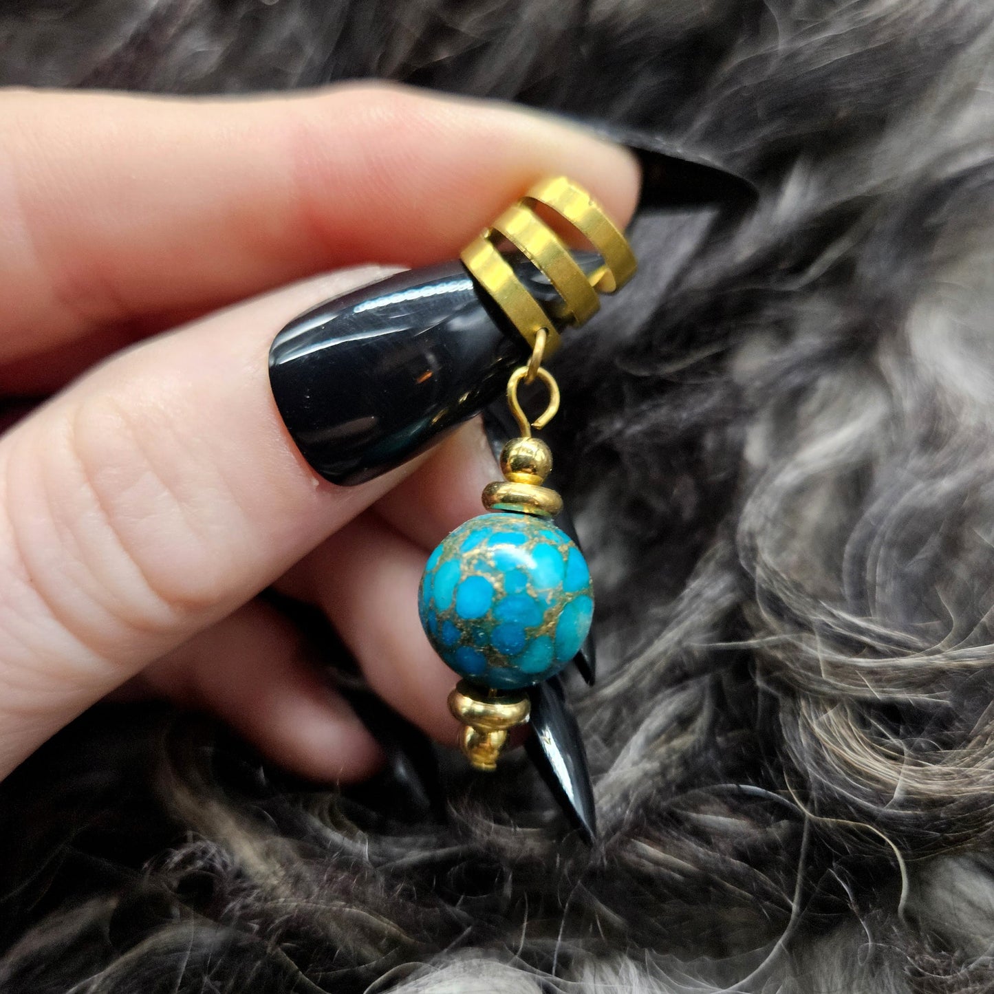 Lantern Earcuff