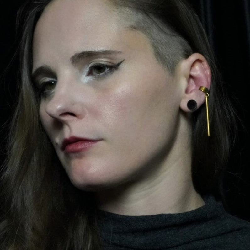 Long Bar Brass Earcuff / Brass