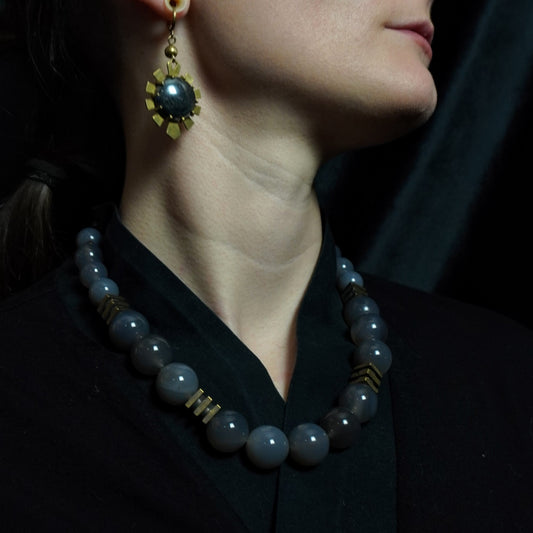 MIROKU Necklace / Grey Agate / Brass