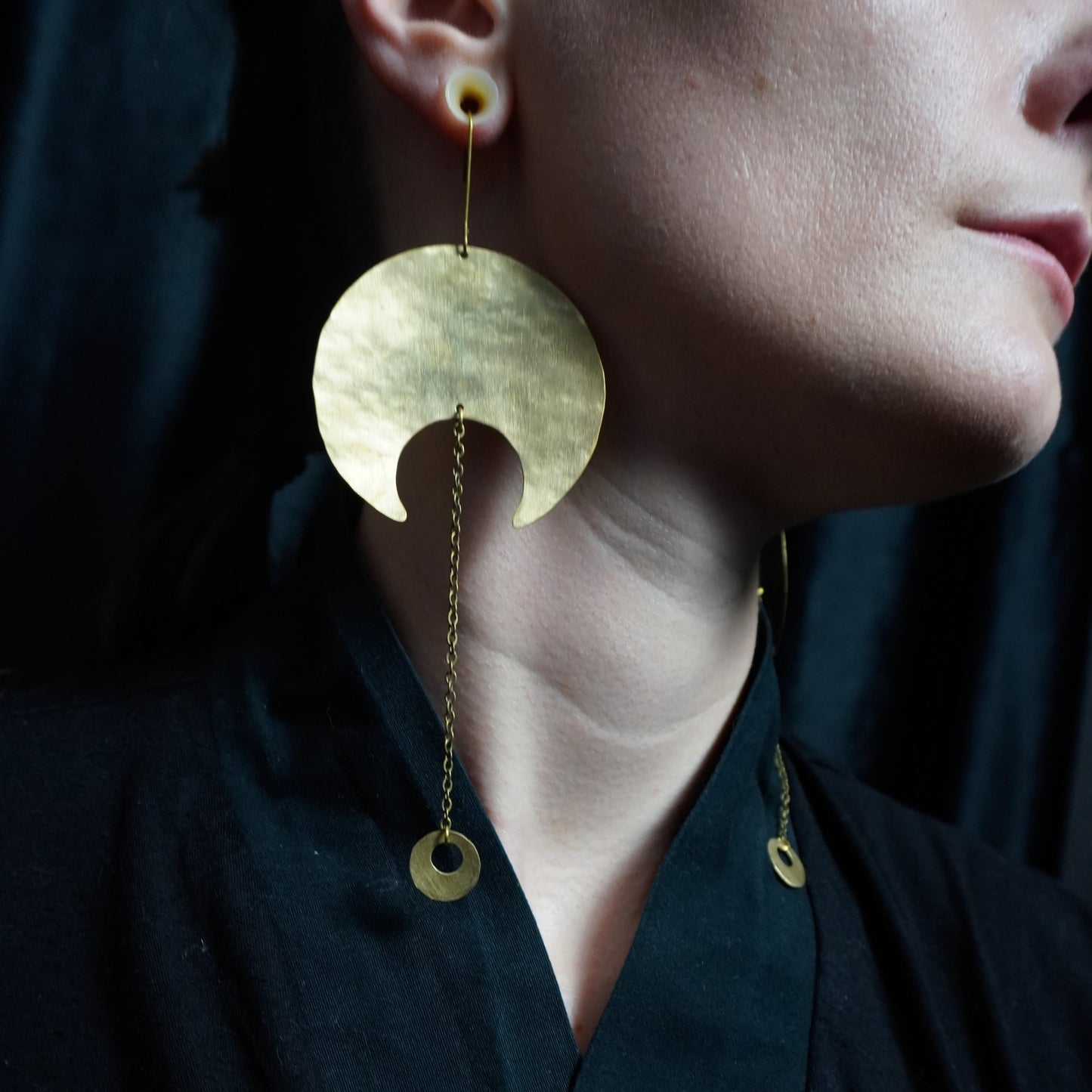 MOONDROP Earrings / Brass