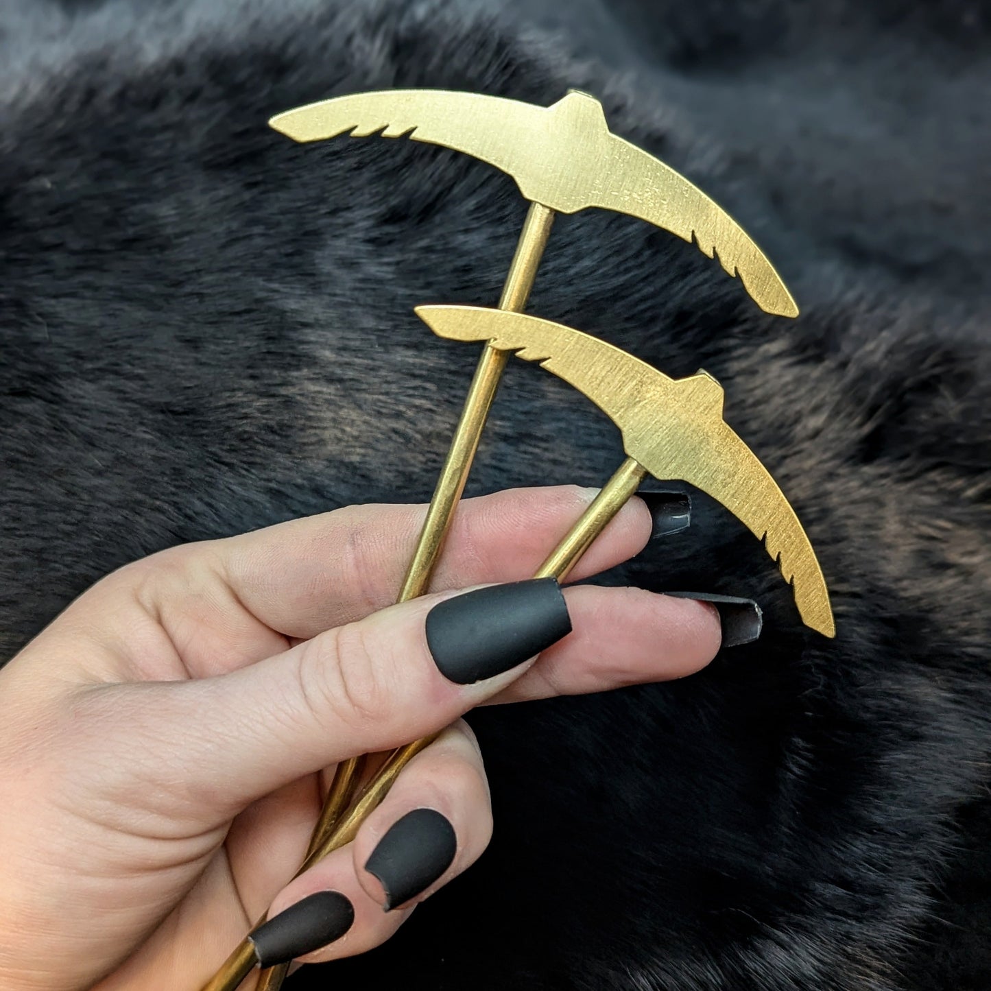 ODIN'S RAVEN Hair Stick