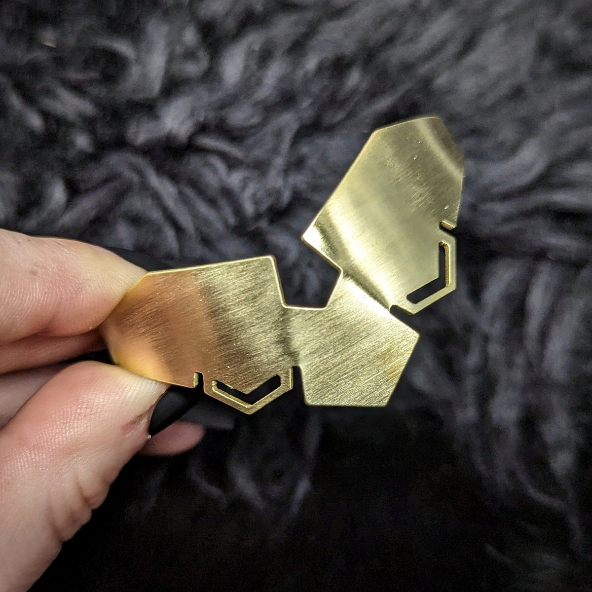 Chevron Racking Cuff CHEVRON Cuff / Brass – DARKSTAR MACHINATIONS