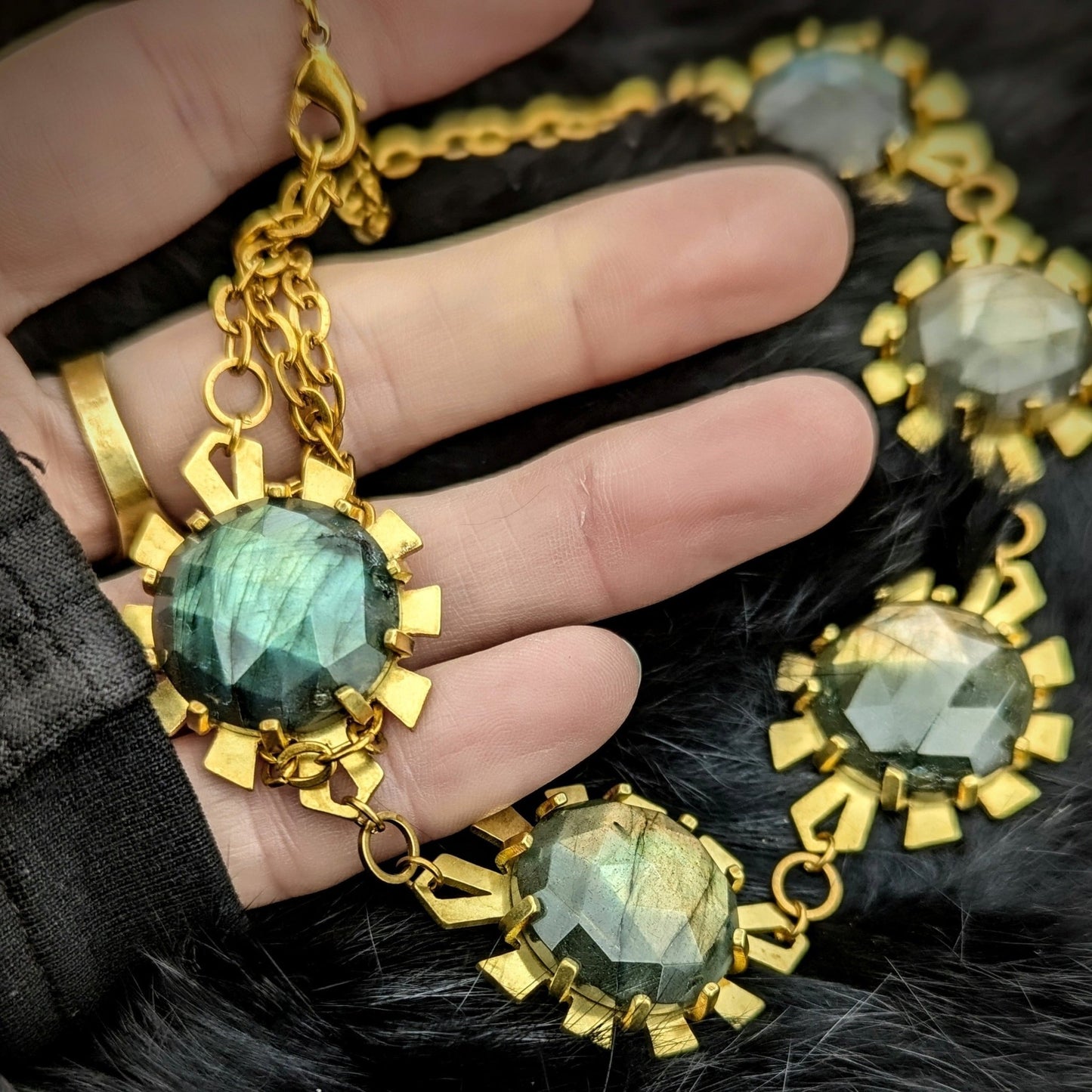 DARKSTAR MACHINATIONS - ELIZABETH Jewels Set / Labradorite / Brass - Bundle