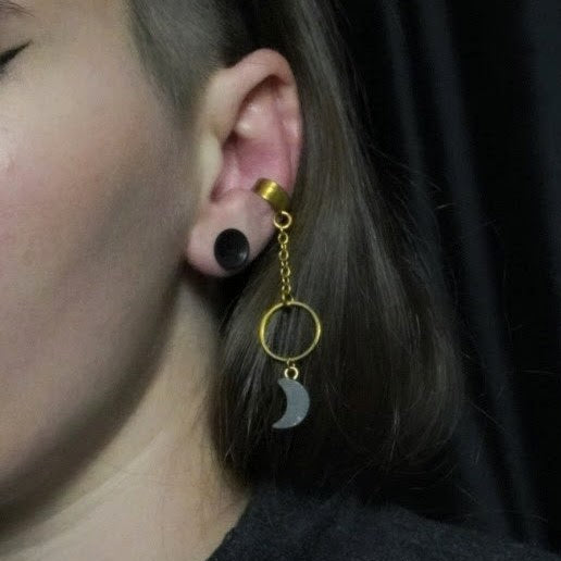 Druzy Moon Earcuff