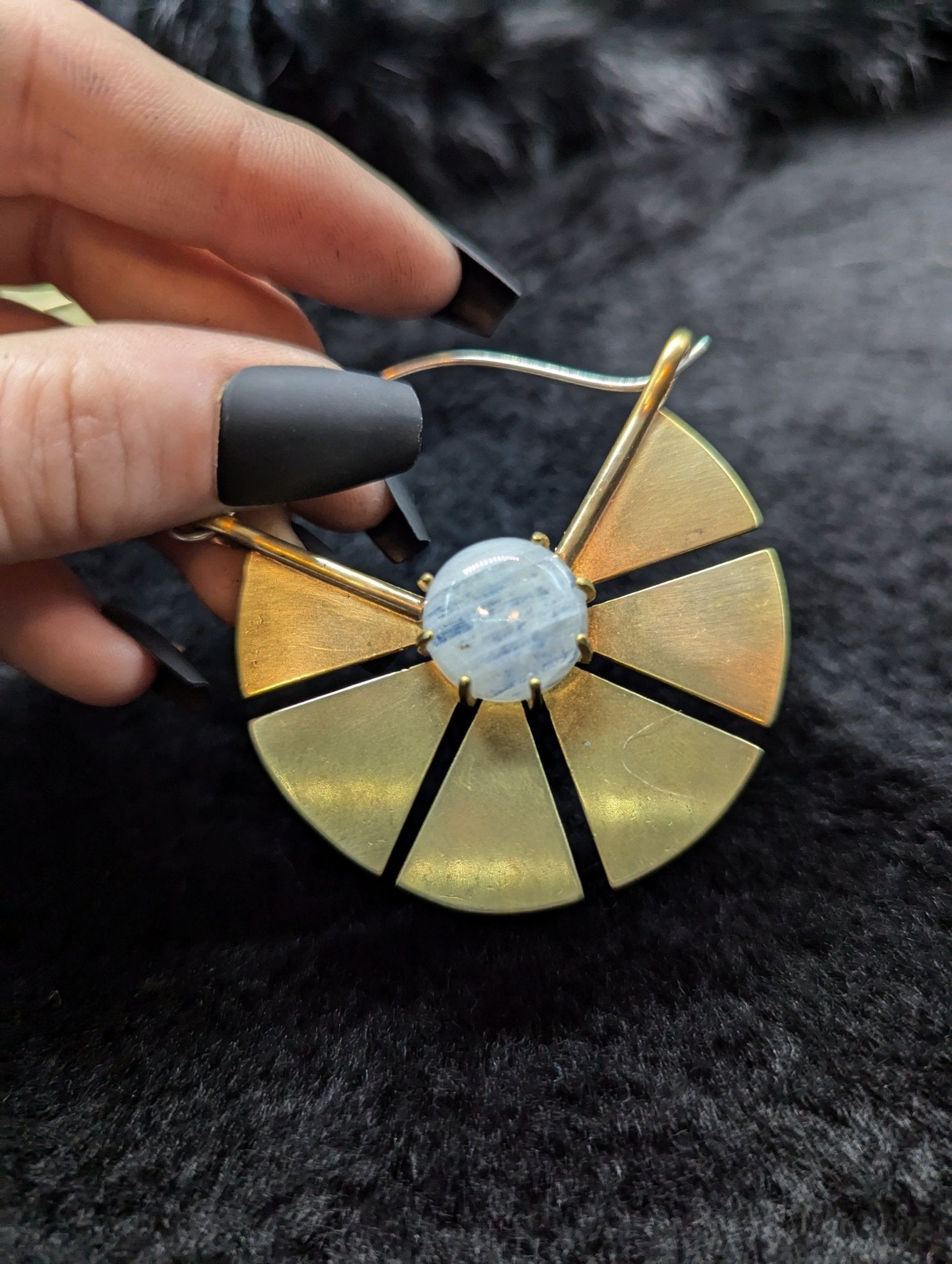 DARKSTAR MACHINATIONS - REY Moonstone Earrings / Brass - earrings