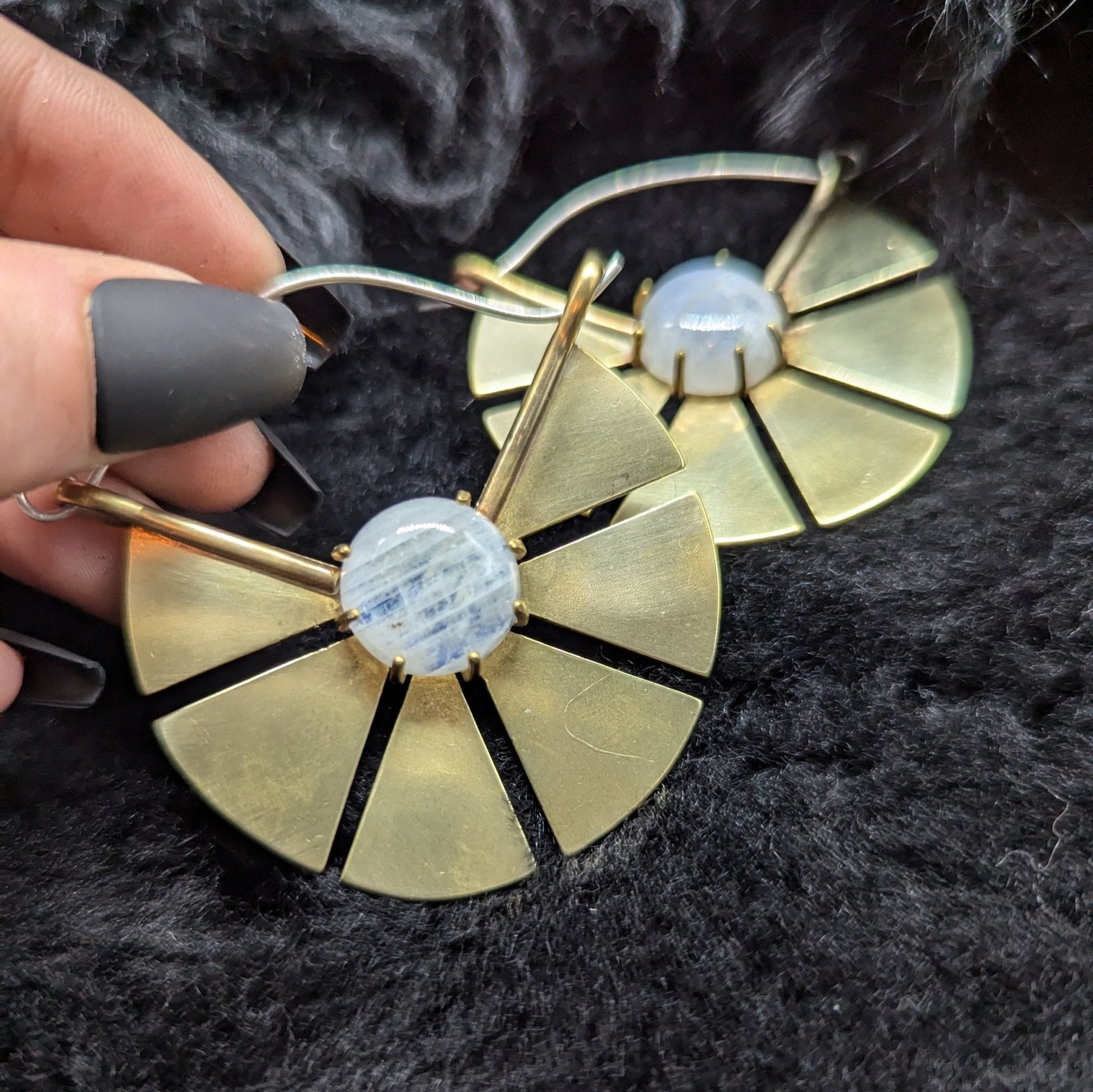 DARKSTAR MACHINATIONS - REY Moonstone Earrings / Brass - earrings