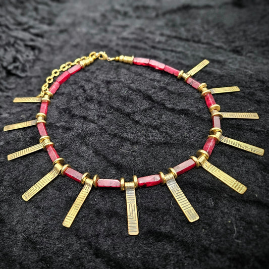 RANI Tab Necklace / Garnet