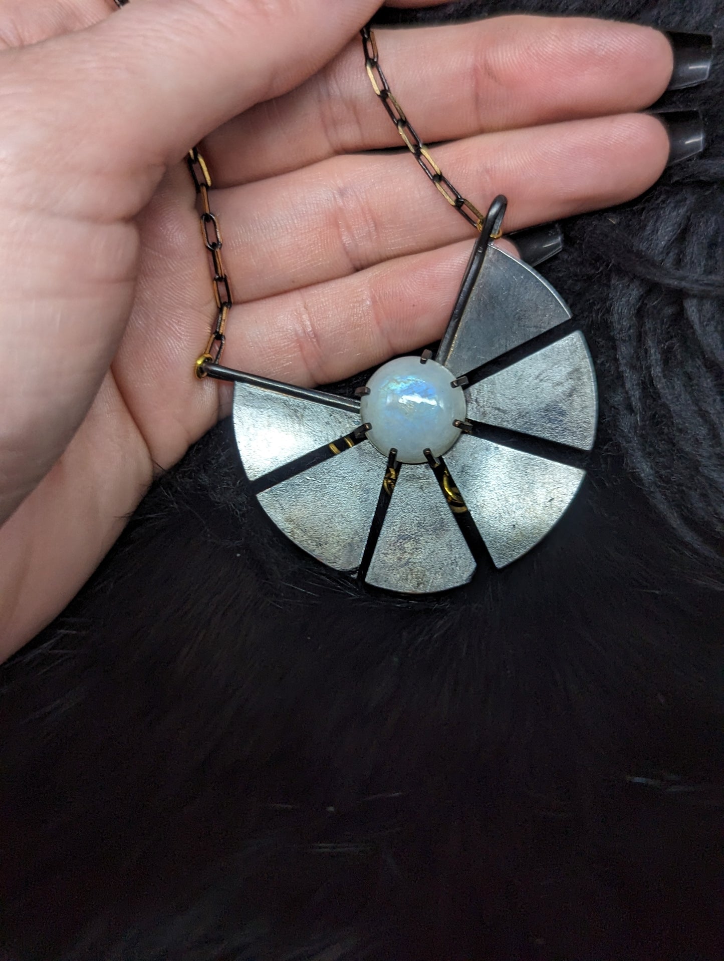 REY Labradorite Necklace / Black