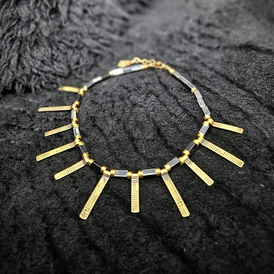 RANI Tab Necklace / Hematite