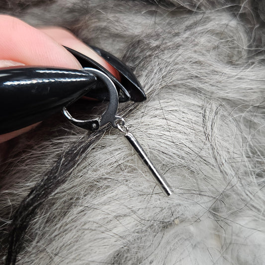 Single Short Bar Earring / Stainless