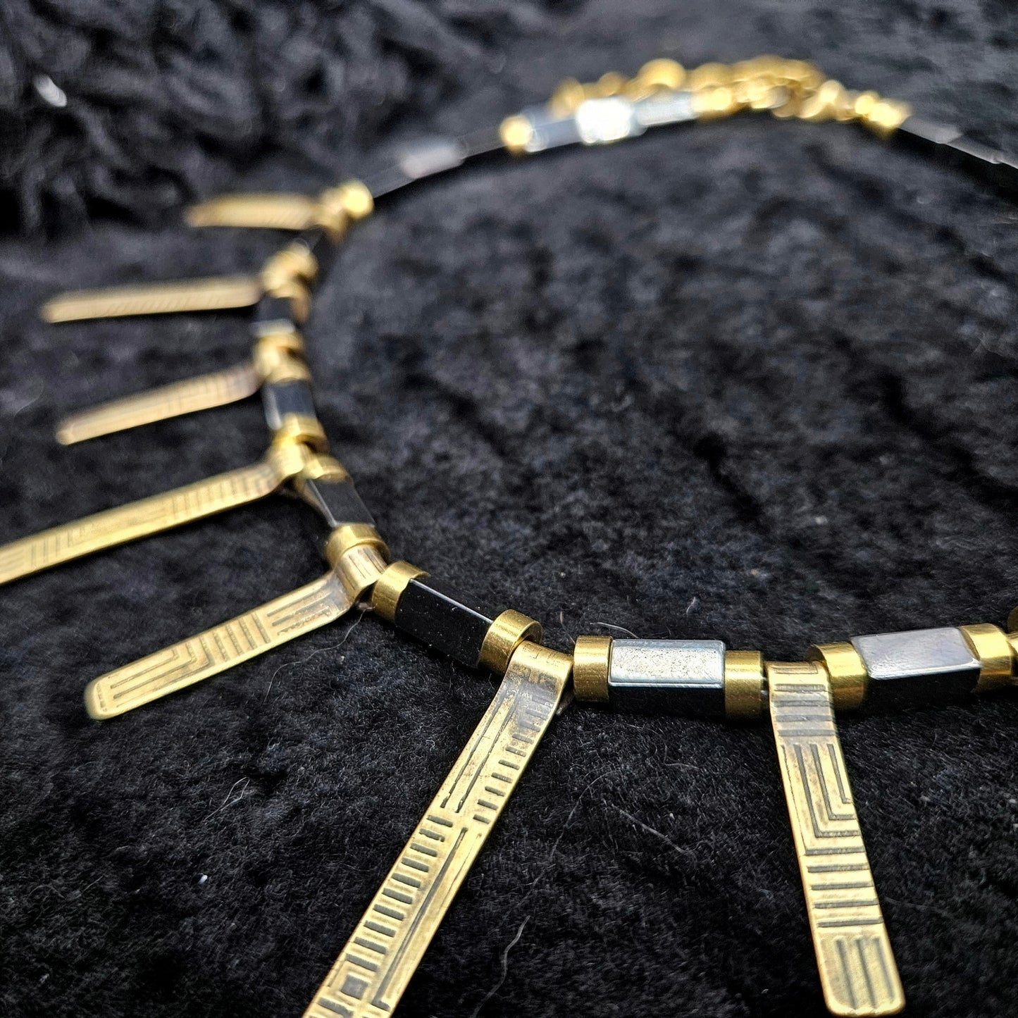 RANI Tab Necklace / Hematite