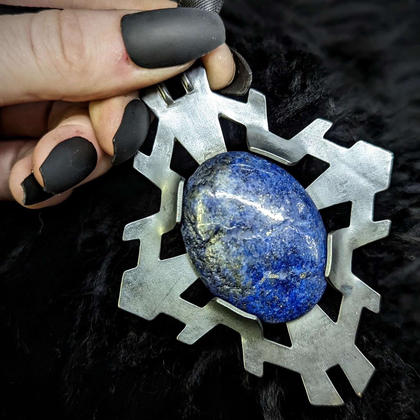 REGENCY Lapis Lazuli Pendant