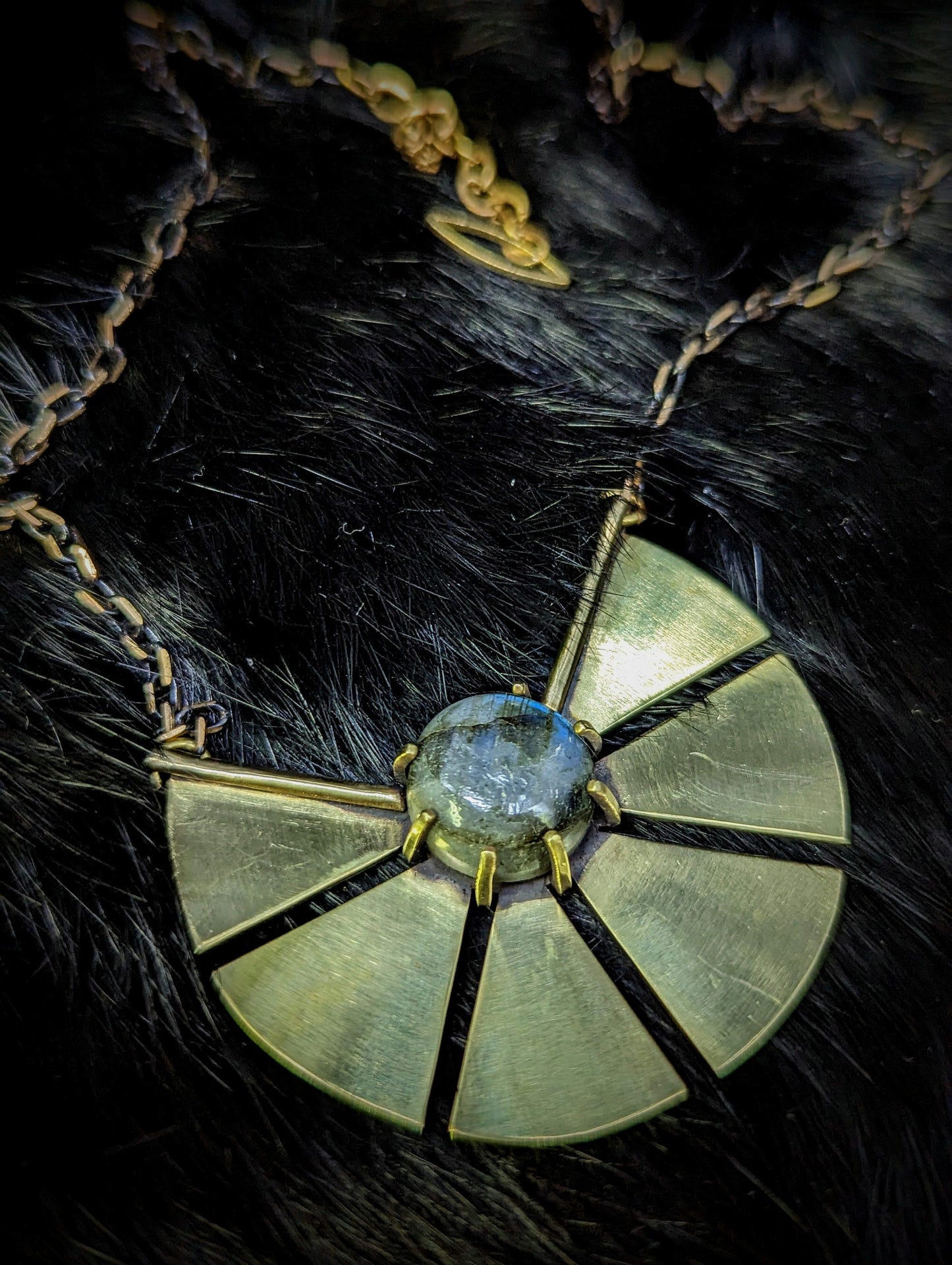 REY Labradorite Necklace / Brass
