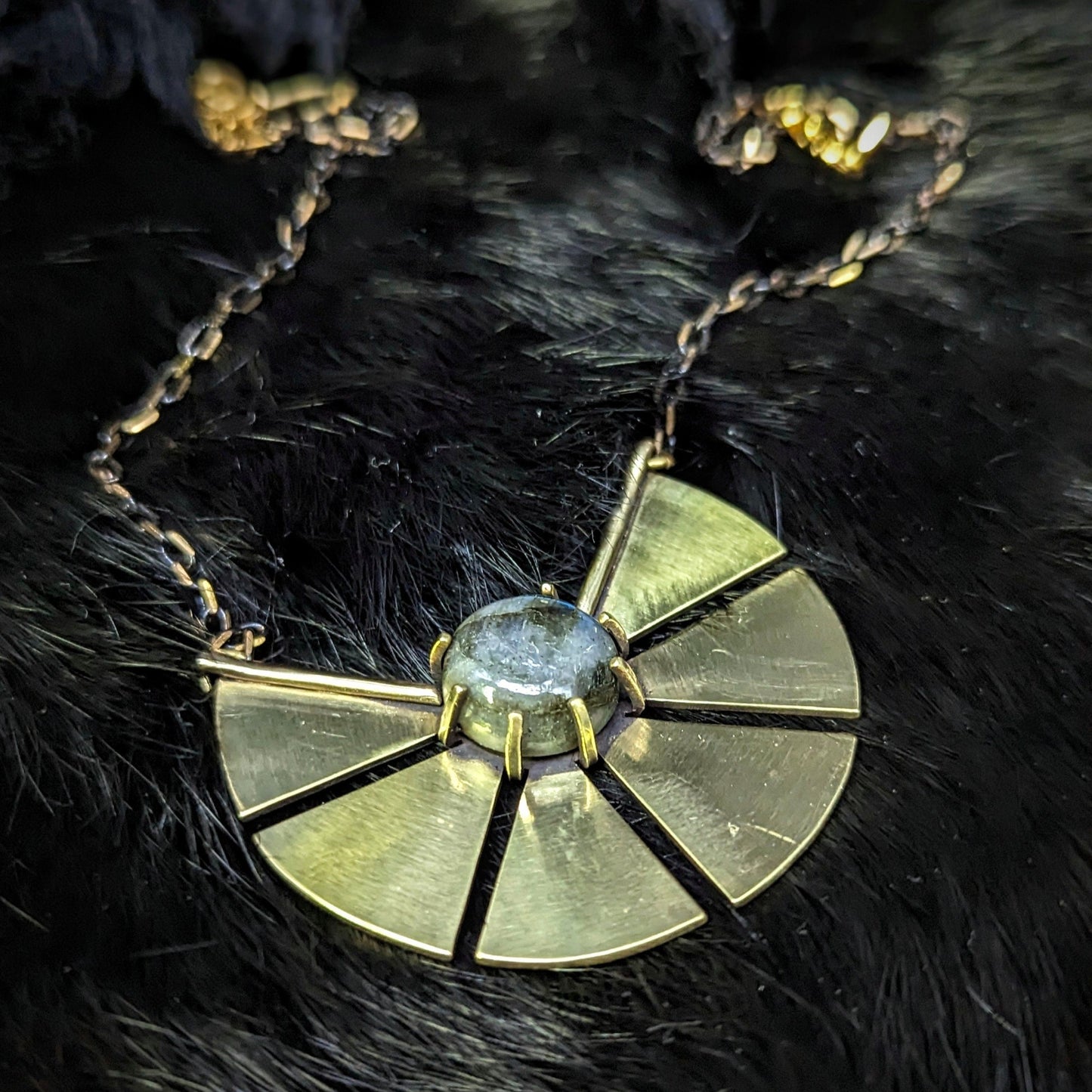 REY Labradorite Necklace / Brass